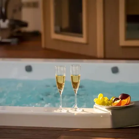 Luxury Beachfront Sea Palace Lokva Rogoznica